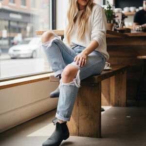 Blundstone 587 Chelsea Boot Rustic Black Womens US 6.5 Pull On Premium Leather